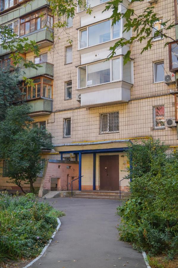 1 Комнатная Квартира По Улице Предславинская, 12 Kiev Eksteriør bilde